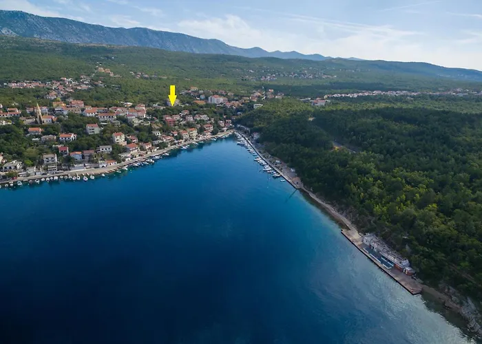 Vakantiehuis House House *