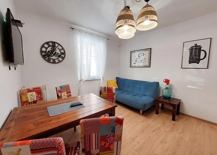 Vakantiehuis House House *