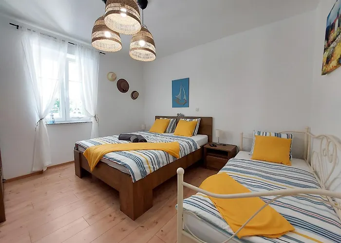 Vakantiehuis House House *